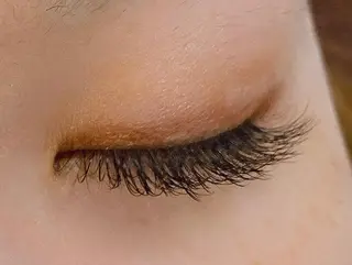 マツエク・マツパ eyelash Cils所属・下野 ミチコのマツエク・マツパデザイン