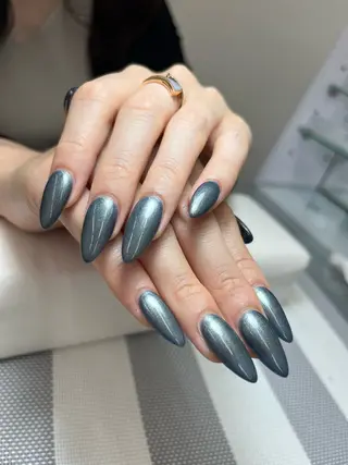 ロング Tagi Nail 銀座店のネイルデザイン