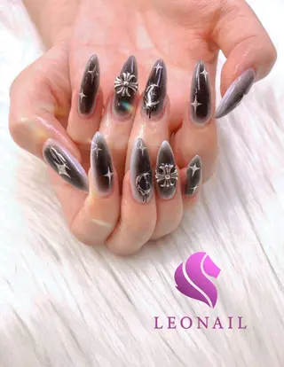 ネイル Leo Nailのネイルデザイン