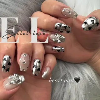 ネイル 倉石 百恵のネイルデザイン