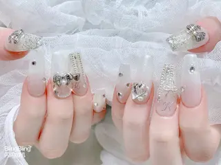 ネイル Naomi nailのネイルデザイン