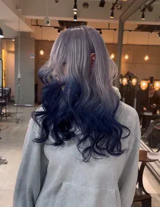 ロング カラー 💜ハイトーン💛 マジカルかいちゃんのヘアスタイル