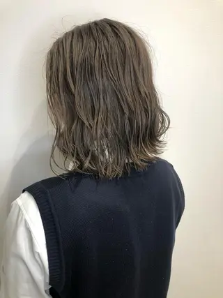 ミディアム カラー 鍵谷 公宏のヘアスタイル