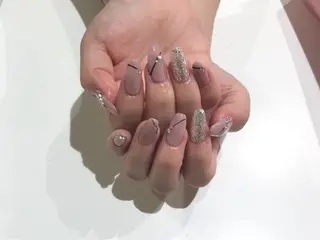 ネイル 舞田 苑香のネイルデザイン