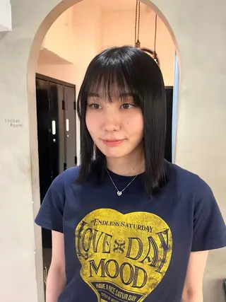 ミディアム カラー くすみカラー/海外 レイヤー/ ローレンのヘアスタイル