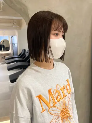 ミディアム カラー 切りっぱなしボブ/ 艶カラー/綾莉のヘアスタイル