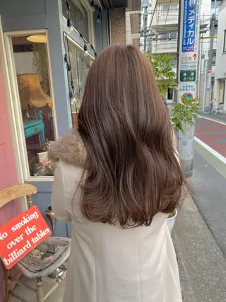 ロング カラー AYANO ／レイヤー／オリーブのヘアスタイル