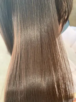 セミロング yoshihara yuukiのヘアスタイル