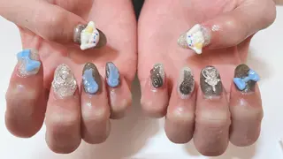 ネイル R ...Rの眉毛・アイブロウイメージ
