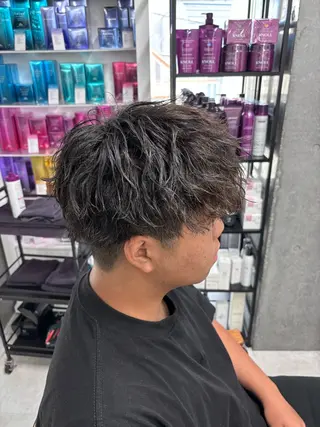 パーマ メンズ フェザーの鬼 🇰🇷yutoのヘアスタイル