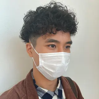 ショート カラー パーマ メンズ 🔥メンズカラー🔥 セヤシュウヘイのヘアスタイル