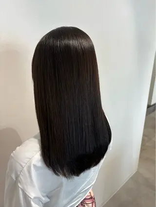 セミロング 栗原 歩美のヘアスタイル