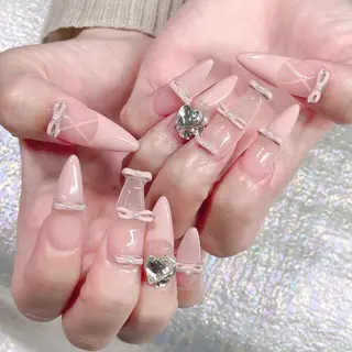 ネイル Queens ゲンのネイルデザイン