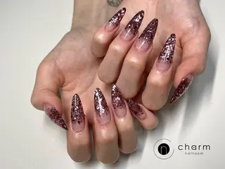 ネイル ネイルルーム チャームのネイルデザイン