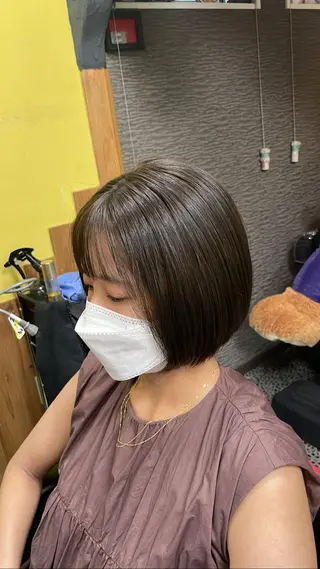 ミディアム カラー デザインカラー🏝️ 須賀汐音のヘアスタイル