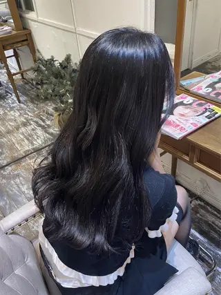 ロング カラー shiro.kobe 森彩華のヘアスタイル