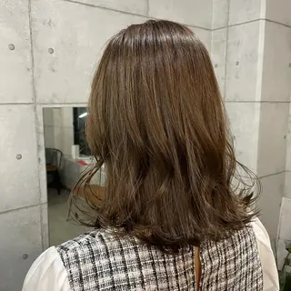 ミディアム カラー パーマ ヘアアレンジ メンズ キッズ ネイル マツエク・マツパ 切りっぱなしヘアボブ ミディアムヘアRYOのヘアスタイル