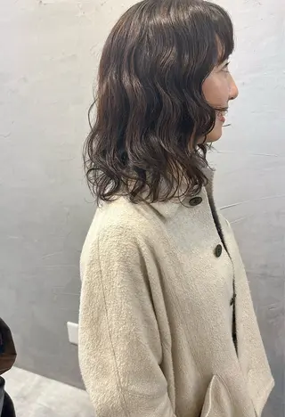 ミディアム パーマ 長井 美佳のヘアスタイル