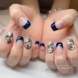 ネイル .. momoko🕊のネイルデザイン