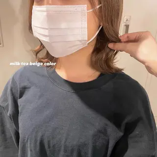 ミディアム カラー パーマ ヘアアレンジ メンズ キッズ ネイル マツエク・マツパ アイブロウ 透明感カラー・レイヤ ー🎀amika🎀のヘアスタイル