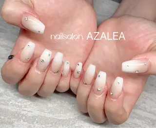 ネイル R inのネイルデザイン