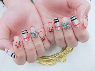 ネイル DI'A ネイルサロンのネイルデザイン