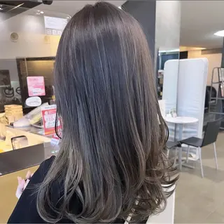 ロング カラー uni 江坂🦋 木下風子のヘアスタイル