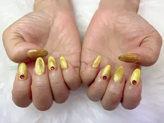 ネイル M Hのネイルデザイン