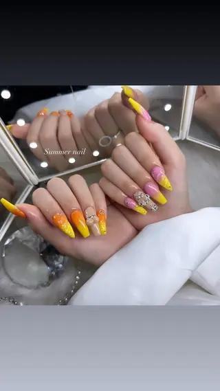 ネイル 加納 莉音のネイルデザイン