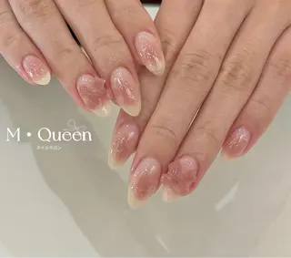 ネイル MQueen ネイルサロンマルのネイルデザイン