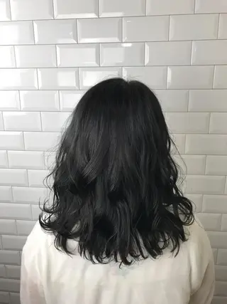 ミディアム 吉河 克則のヘアスタイル