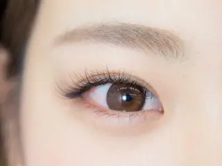 マツエク・マツパ 艶カラー🩵中久保 舞優🩵のヘアスタイル