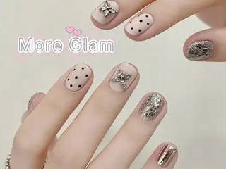ショート more glam 原宿店のネイルデザイン