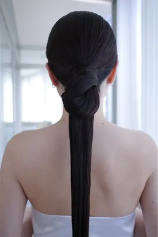 ロング ヘアアレンジ tukka soin KOBE所属・NAGI ヘアメイクのヘアスタイル