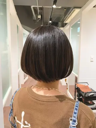 ショート ヘアアレンジ 髪と心を整える美容師 透明感カラー/ボブのヘアスタイル