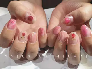 ショート カラー ネイル マツエク・マツパ illum hicariのネイルデザイン