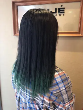 セミロング カラー 神田 澪史のヘアスタイル