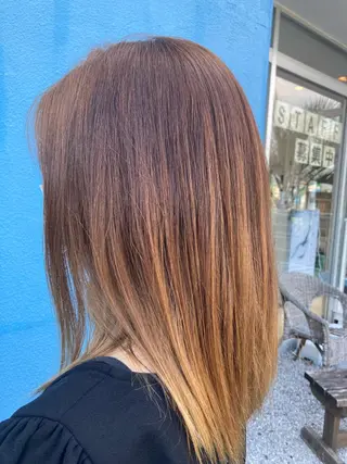 ミディアム カラー 大谷 亜依のヘアスタイル