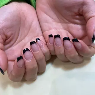 ネイル yuri 🌈のネイルデザイン