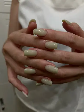 ネイル 浅野 優衣のネイルデザイン