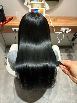 ロング 美髪ヘア 🤍erikaのヘアスタイル