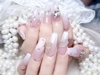ネイル 🎀まゆ 🪽🐾のネイルデザイン