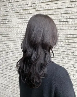 ロング 大形 誉のヘアスタイル