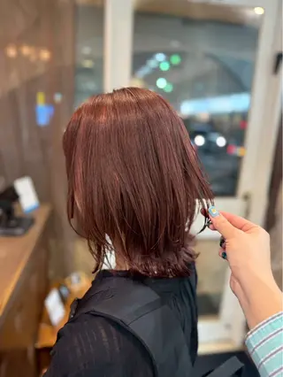 ミディアム カラー 梓真💐 ツヤ髪　渋谷のヘアスタイル