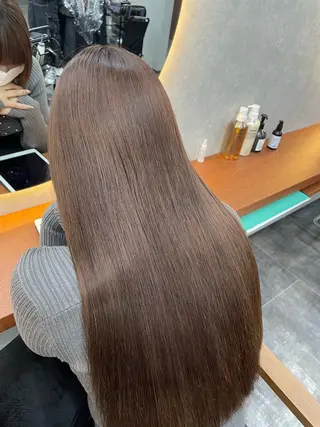 セミロング 佐藤 菜穂のヘアスタイル