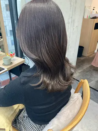 ミディアム ✨色持ちの良い艶 カラー✨蟹江真世のヘアスタイル
