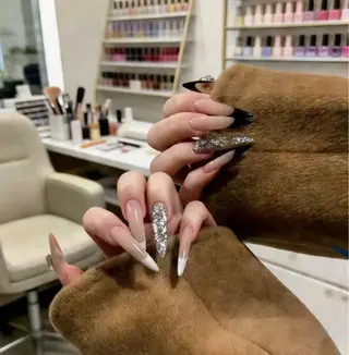 ネイル Luna Gladeのネイルデザイン