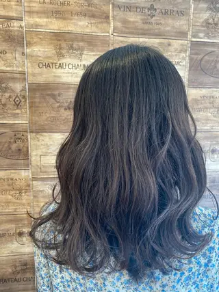 セミロング な つのヘアスタイル