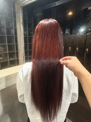 ロング カラー 小野寺 歩海のヘアスタイル