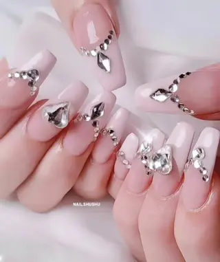 ネイル 3dパーツ/流行り 👧shushu❤️のネイルデザイン